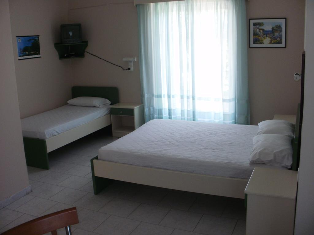 Triantis Apartments Lygia  Habitación foto
